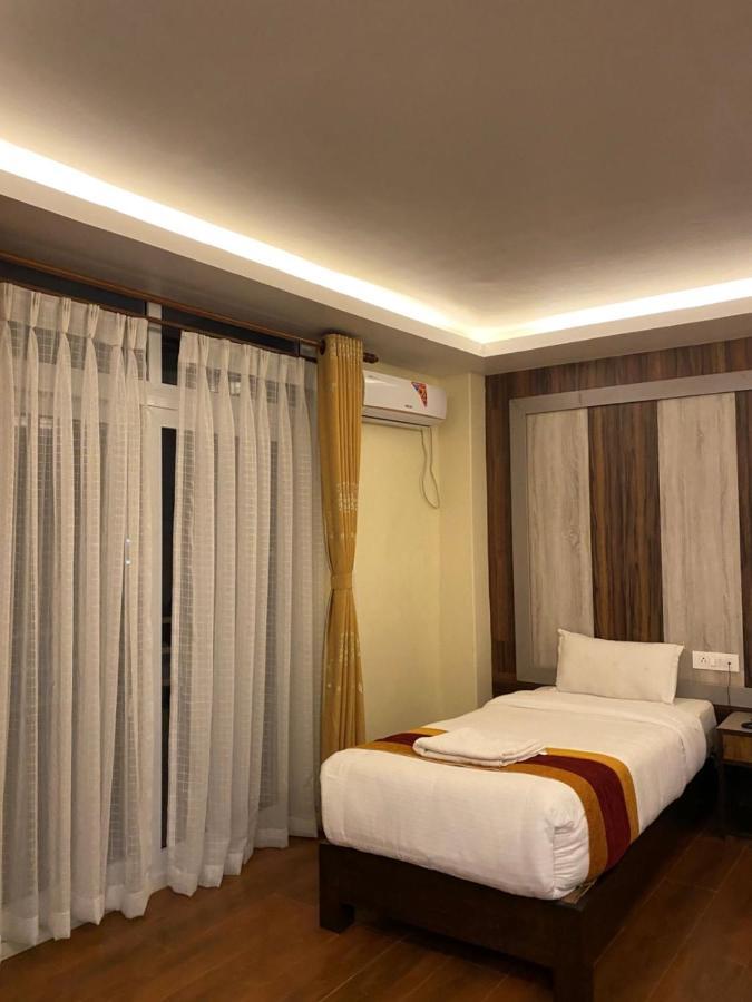 Hotel Murano ポカラ エクステリア 写真